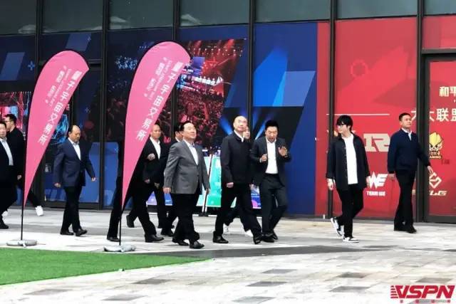 拜仁VS斯图加特直播欧洲联赛战火重燃 体育台周末直播赛事缤纷精彩